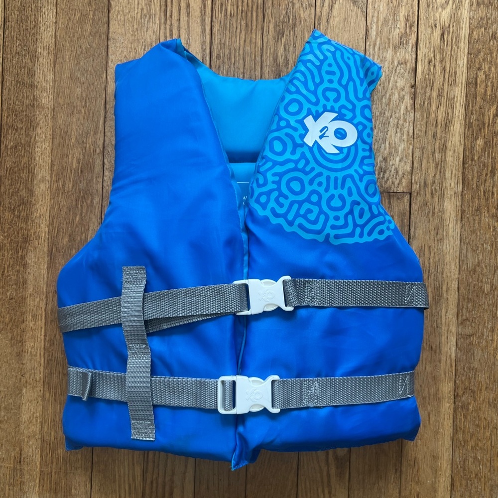 X20 Youth Lifejacket.
